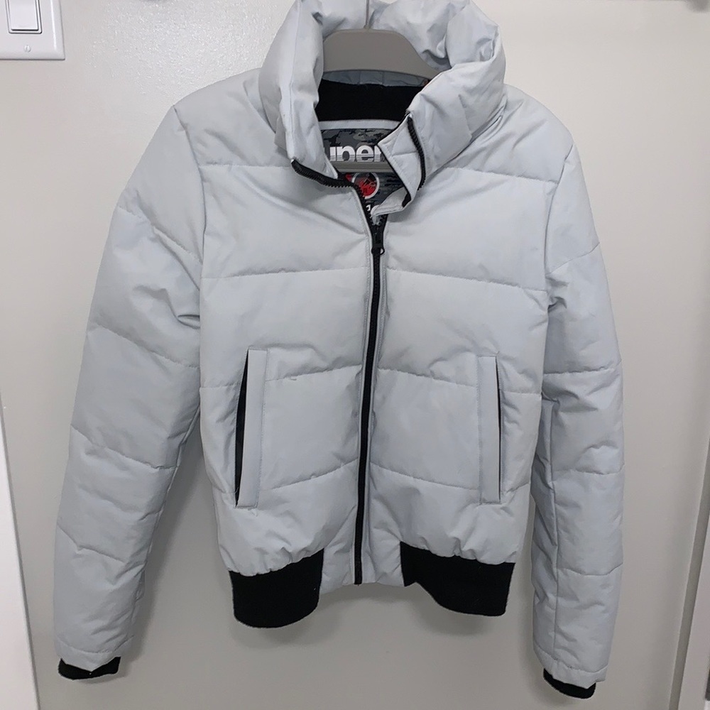 Super dry Everest the Ella bomber.